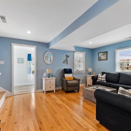 Newly Renovated 4 Bedroom Home Only 2 Blocks From The Beach! Wildwood Exterior photo