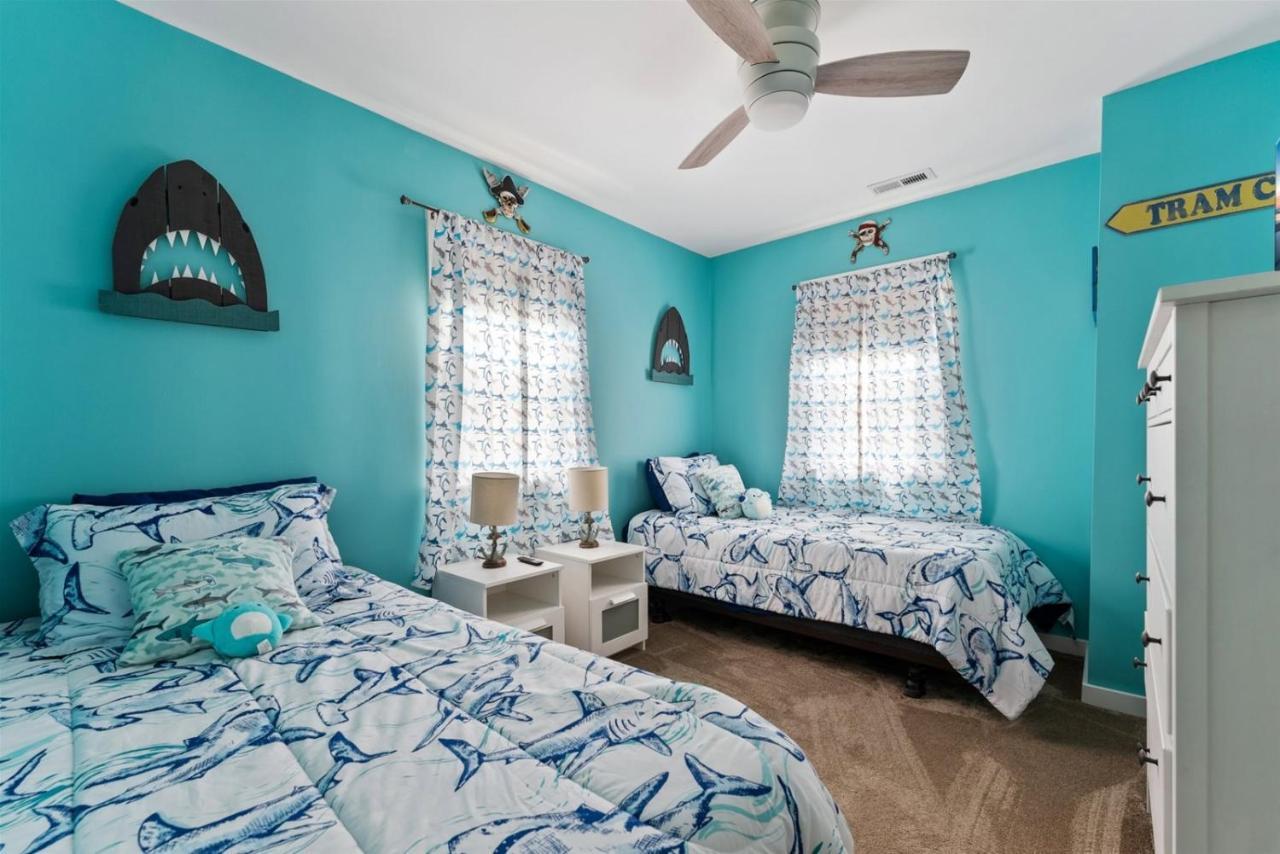 Newly Renovated 4 Bedroom Home Only 2 Blocks From The Beach! Wildwood Exterior photo