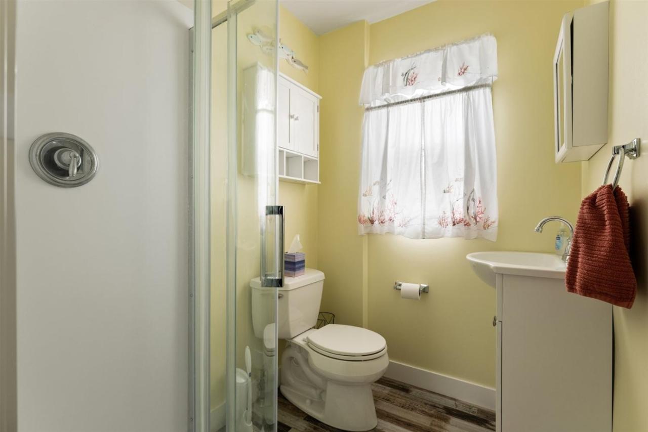 Newly Renovated 4 Bedroom Home Only 2 Blocks From The Beach! Wildwood Exterior photo